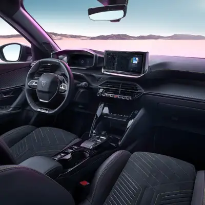 immagine approfondimento PEUGEOT I-COCKPIT® DI ULTIMA GENERAZIONE